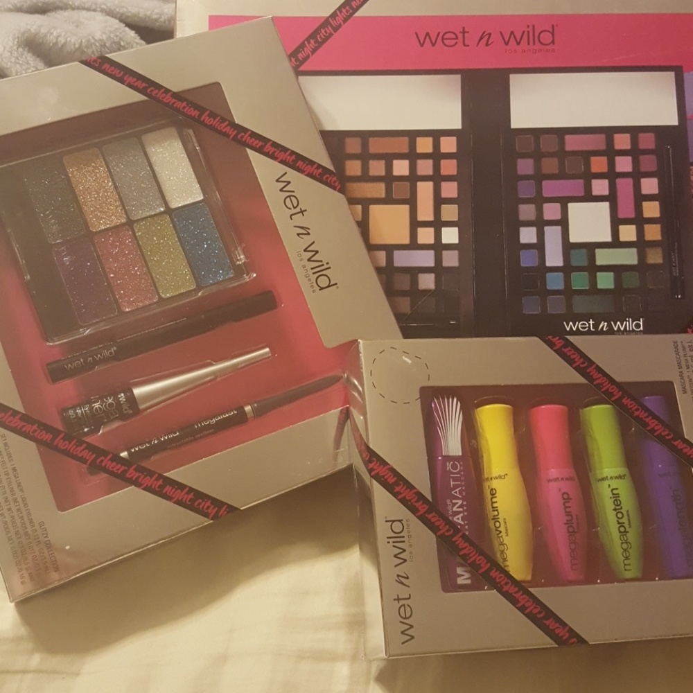 Wet n wild holiday set